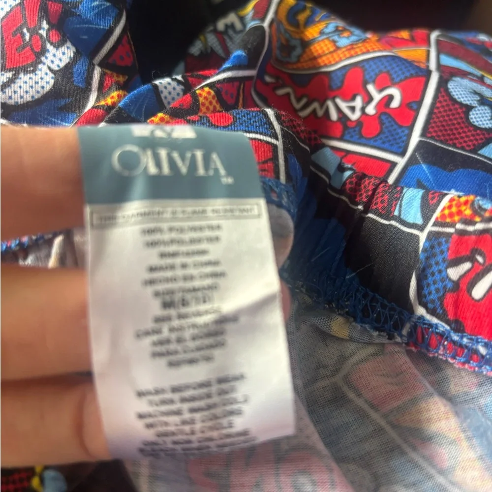 Max & Olivia vibrant shorts